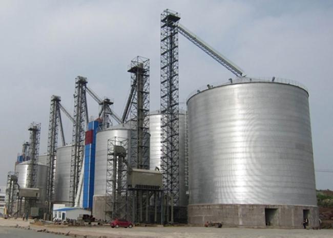 松江大型钢板库构造参数及水泥储存质量